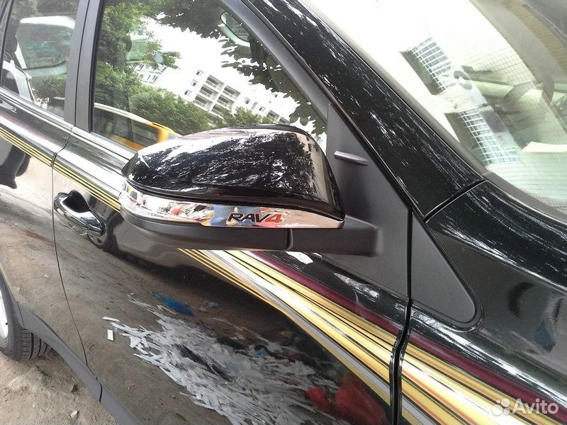 Накладки на зеркала заднего вида Toyota Rav4 (2 ти