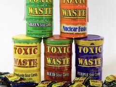Кислые конфеты Toxic Waste