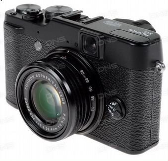 Камера Fujifilm X10