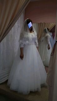 Платье свадебное с фатой