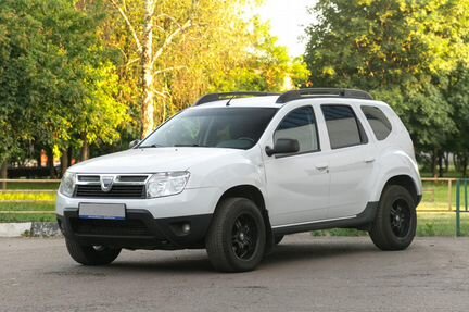 Dacia Duster 1.5 МТ, 2010, внедорожник
