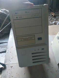 Системный блок и принтер старые