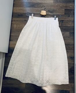 Белая юбка из 100 хлопка (в отличном состоянии)