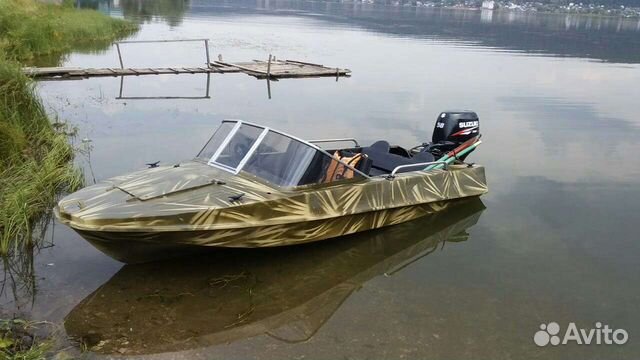 Ветровое стекло с калиткой на лодку обь