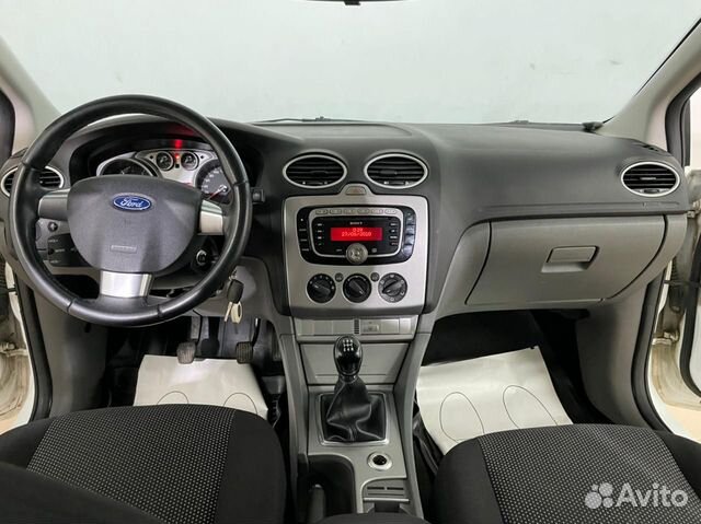 Ford Focus `2010