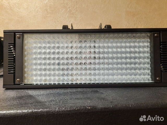 Highendled YLL-014 LED strobo Стробоскоп, LED, 220