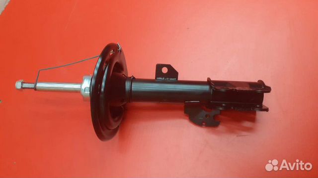 Стойка подвески передняя левая Toyota Camry V40