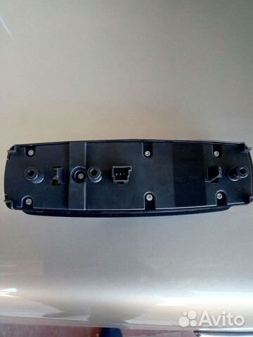 Блок управления стеклоподемников