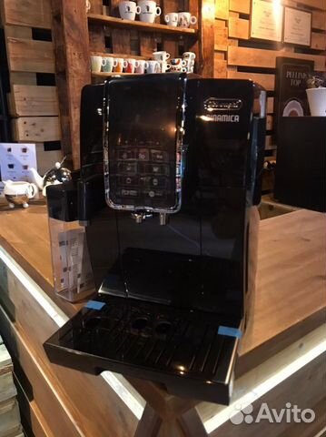 Кофемашина Delonghi 350.55 B витринный образец