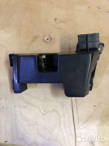 Кронштейн бампера переднего