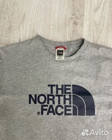 Футболка The North Face