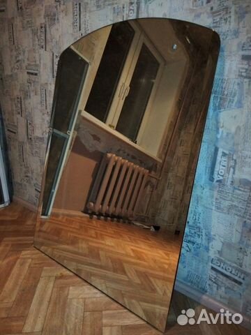 Зеркало со светильниками