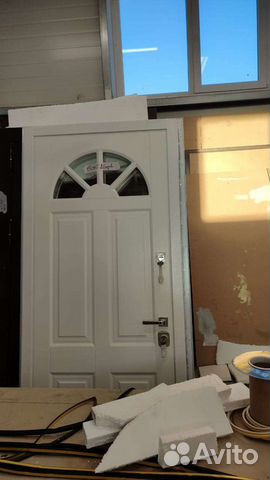 Дверь входная уличная с терморазрывом