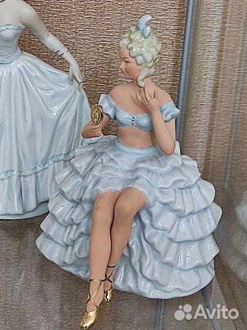 Фарфоровая статуэтка винтаж