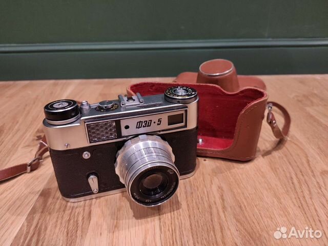 Плёночный фотоаппарат фэд5