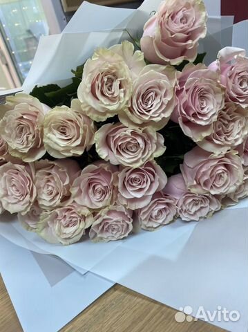 Букеты из живых цветов