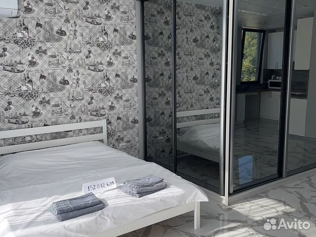

Квартира-студия, 42 м², 2 кровати