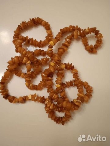 Бусы из необработанного янтаря
