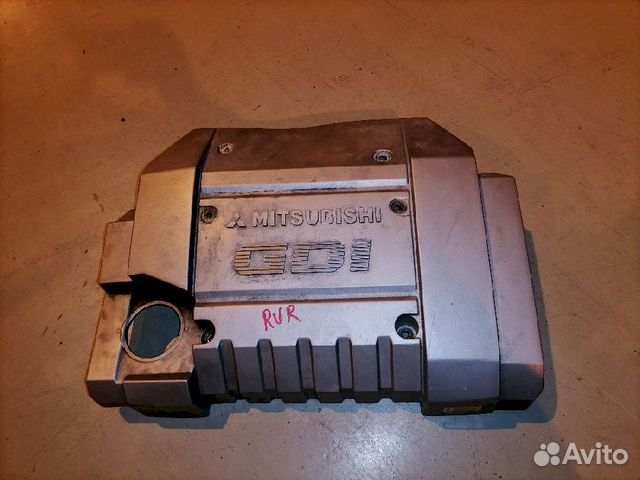 Декоративная крышка двс MR420518 Mitsubishi Chario