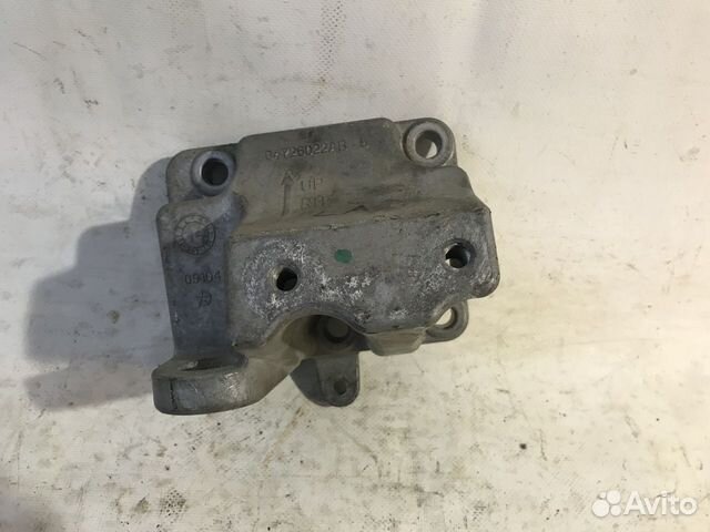 Кронштейн опоры двс Dodge Challenger 3.6 ERB 11-20