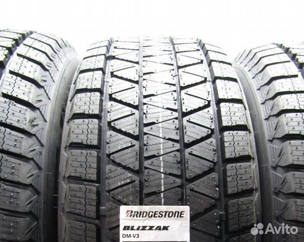Bridgestone Blizzak DM-V3 275/45 R21 110T