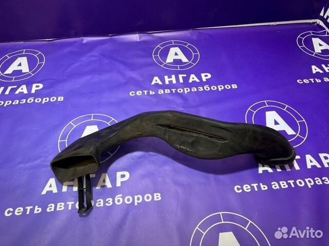 Воздухозаборник Opel Astra J A16XER 2012