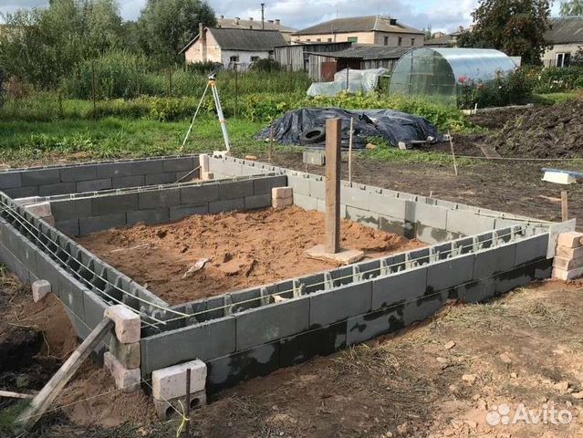 Бетонные блоки стеновые,фундаментые.Опалубка