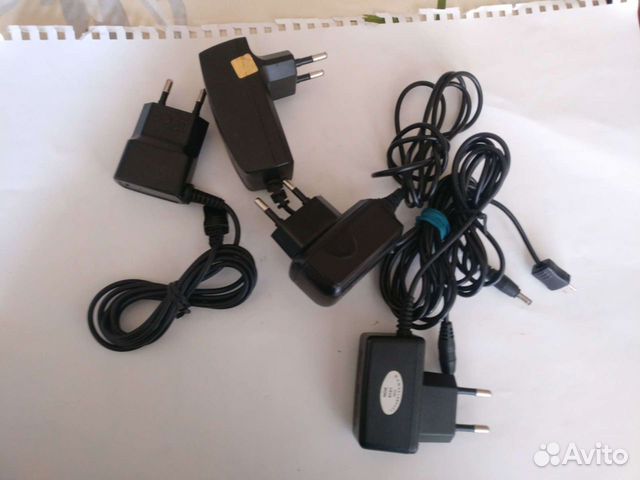Зарядные устройства от телефонов
