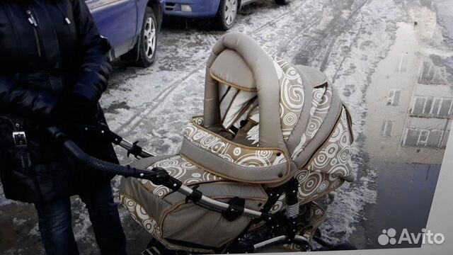 Прогулочная коляска