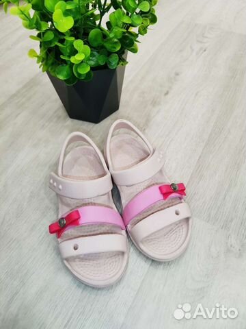 crocs c 9