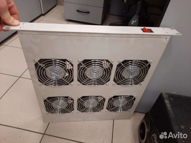 Блок вентиляторов в 19