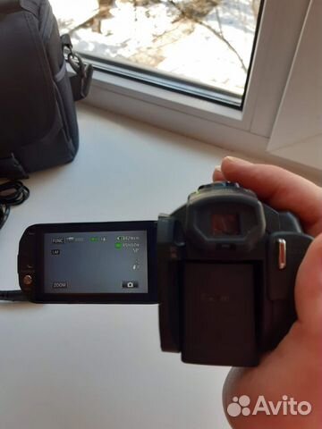 Видеокамера Canon Legria HF S21