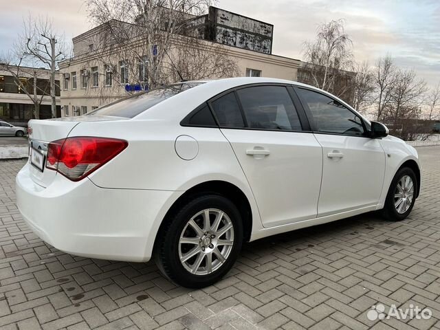 Chevrolet Cruze 1.6 AT, 2011, 149 500 км