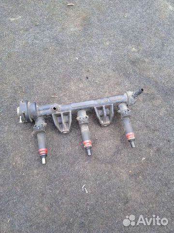 Топливная рампа Skoda Roomster 1.2