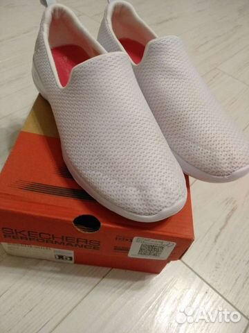 Слипоны женские skechers