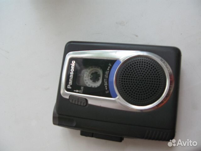 Плеер-диктофон Panasonic RQ-L10 Плеер-диктофон Panasonic RQ-L10