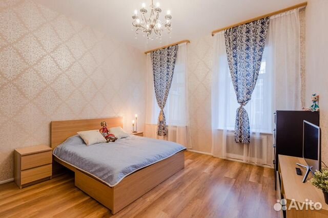 

2-к. квартира, 72 м², 5/5 эт.
