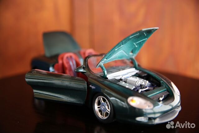 Ford mustang mach III scale 1/18 maisto