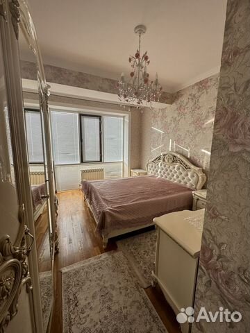 

2-к. квартира, 77 м², 1 кровать