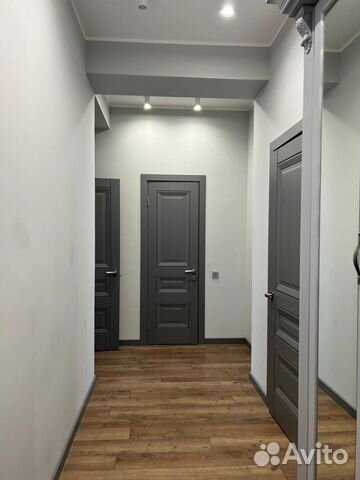 

2-к. квартира, 70 м², 3/8 эт.