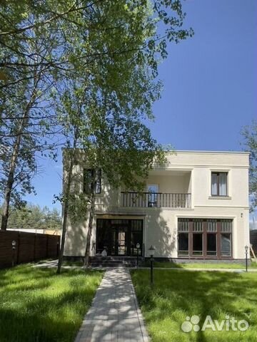 

4-к. коттедж, 350 м²