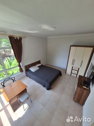 

1-к. квартира, 50 м², 2/3 эт.