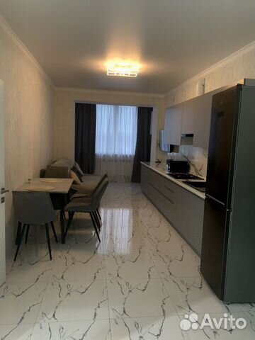 

1-к. квартира, 52 м², 7/10 эт.