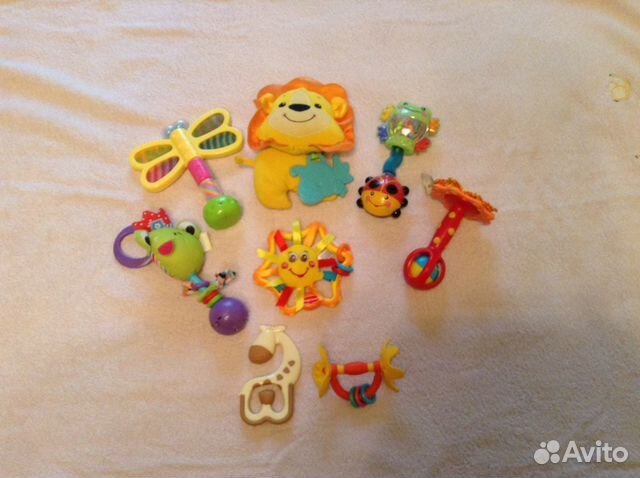 Игрушки-Погремушки Fisher Price, Tiny Love и др Игрушки-Погремушки Fisher Price, Tiny Love и др