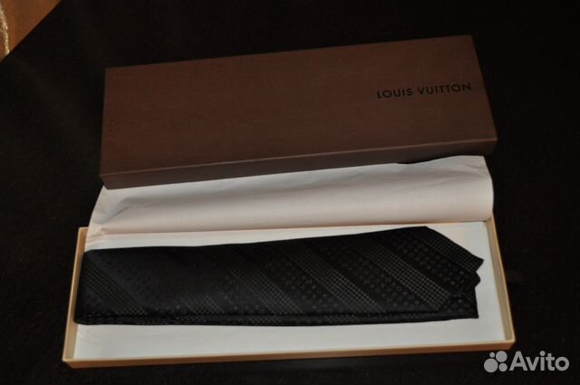 Галстук. Louis Vuitton