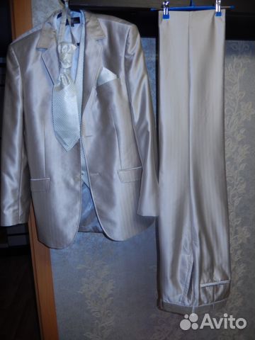 Свадебный костюм