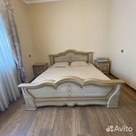 

Дом 208 м² на участке 5,5 сот.