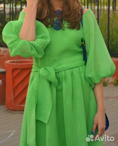 Платье Ульяны Сергеенко цвета сочной зелени Платье Ульяны Сергеенко цвета сочной зелени