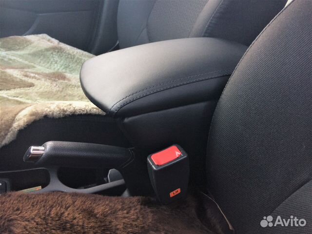 Подлокотник для KIA RIO Подлокотник для KIA RIO