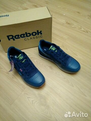 Новые кроссовки Reebok Classic Новые кроссовки Reebok Classic